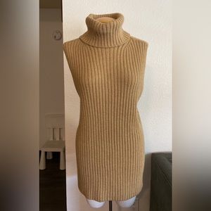 H&M Camel Brown Turtleneck Sleeveless Sweater